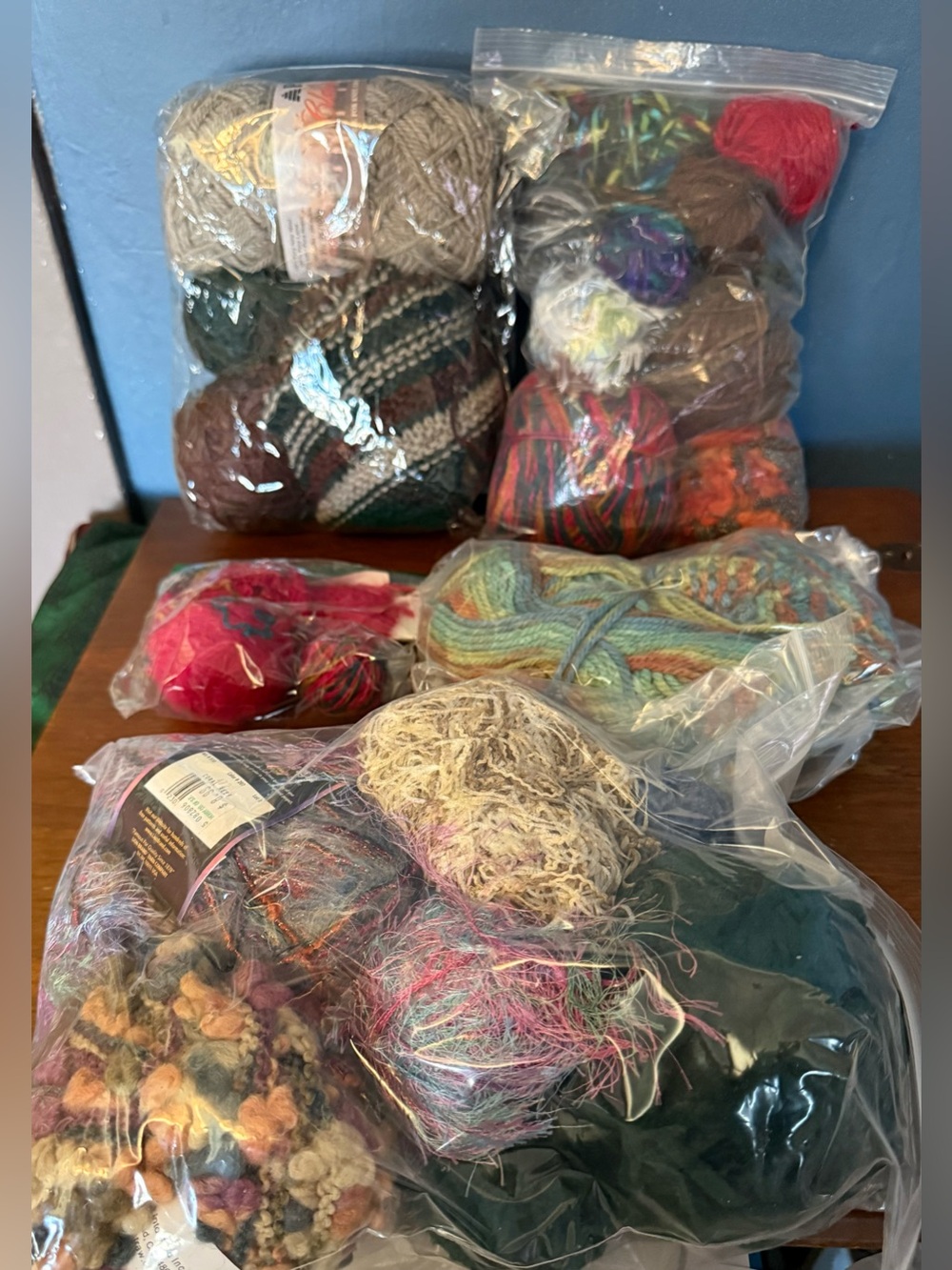 Yarn / knitting needles